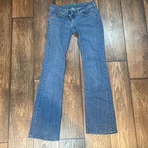 Women’s Wrangler Jeans